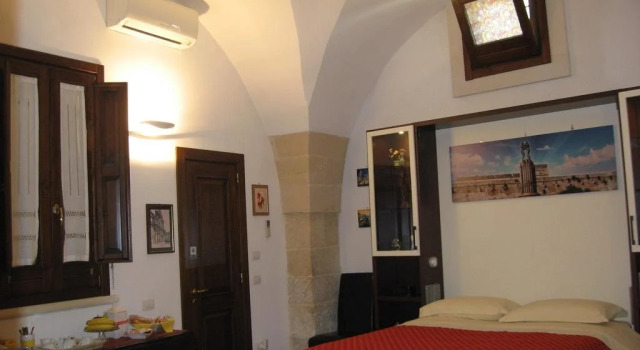 B&B Corte Barocca, Забронировать Отель Лечче Саленто, рядом с Museo Sigismondo Castromediano