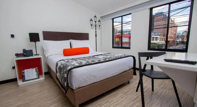 Двухместный номер Standard Hotel DC Feria
