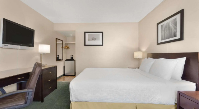 Двухместный номер Standard Days Inn by Wyndham Lethbridge