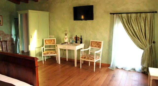 Двухместный номер Superior с видом на озеро Agriturismo Villa Bissiniga
