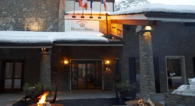 Номер Standard Grand Hotel Royal E Golf