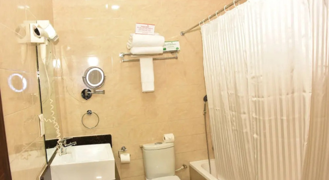 Двухместный люкс с балконом Отель Best Western Plus Elomaz Asaba