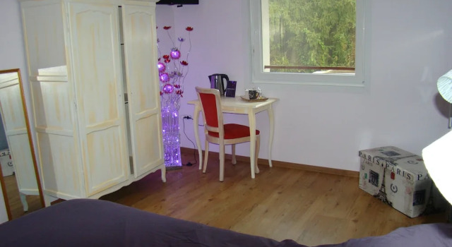 Двухместный номер Comfort с балконом Hôtel Annexe le Champenois