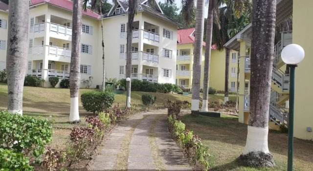 Cozy Apartment at Mystic Ridge Ocho Rios, Забронировать Апартаменты/квартира Апартаменты Очо-Риос, Апартаменты/квартира