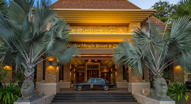 Angkor Miracle Reflection Club