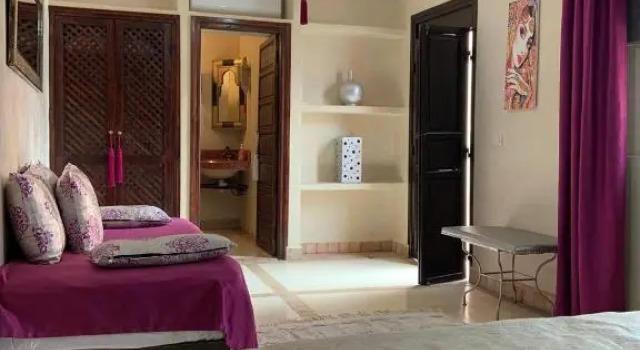 Camera tripla Standard Riad Karmanda