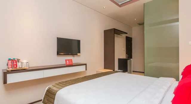 ZEN Rooms Sriwijaya Legian Kuta, Забронировать Отель Отели провинции Бали с завтраком, Завтраки