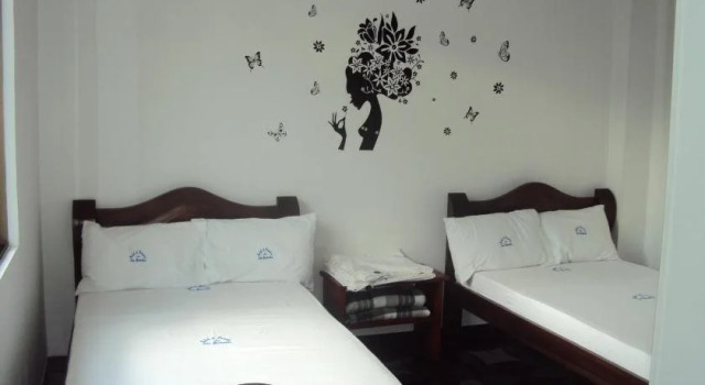 Hotel EL Paraíso De Las Gemelas, Rezervasyon Otel Quindio otoparklı oteller, Otopark