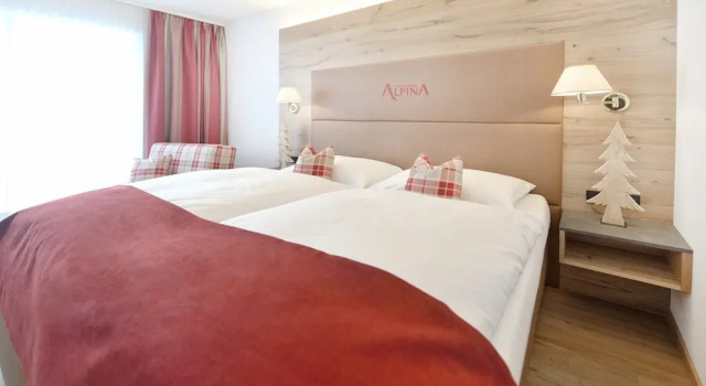 Двухместный номер Superior с балконом Hotel Alpina Superior