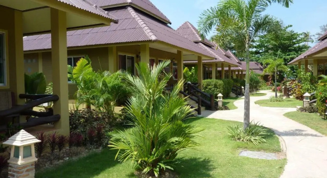 Двухместный номер Standard с видом на сад Lanta Castaway Beach Resort