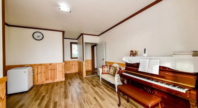 Padobwa House - 49sqm, Забронировать Отель Отели Согвипхо с парковкой, Парковка