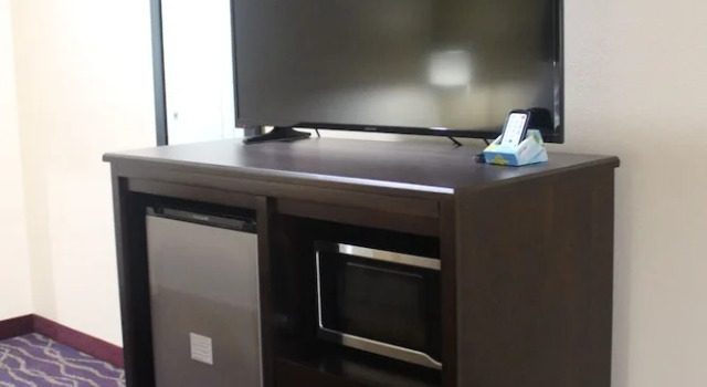 Люкс Express Inn and Suites