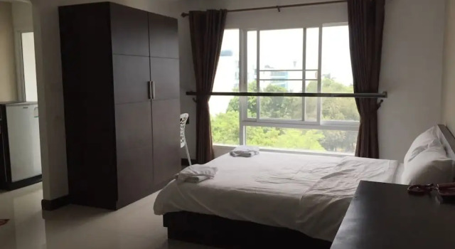 Студия с балконом Say Hi Residences