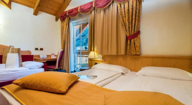 Трёхместный номер Superior Albergo Dimaro Wellness & Family Hotel