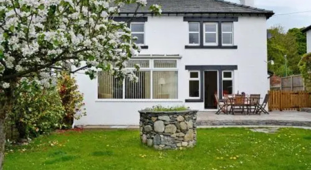 Glen Holm, Varaa Hotelli Keswick 