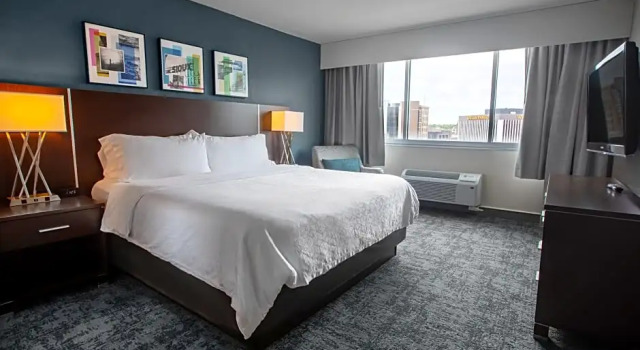 Двухместный люкс c 1 комнатой Holiday Inn Sioux Falls-City Center by IHG