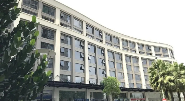 Aviva Saigon Pearl, Забронировать Апарт-отель Отели Хошимина 3 звезды, рядом с Небоскреб Landmark 81, 3*