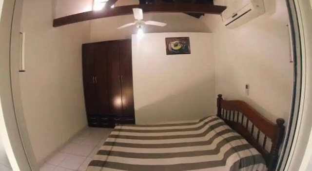 Коттедж с 6 комнатами с балконом 6 Bedroom House - 205