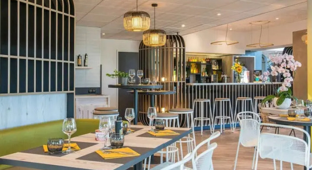 Люкс ibis Styles Pertuis Portes du Luberon
