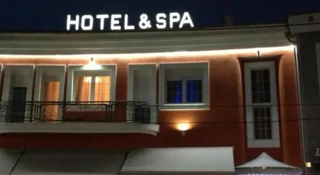 Hotel Vila Kerciku & Spa, Забронировать Курортный отель Тирана область Тирана, рядом с Skanderbeg Square