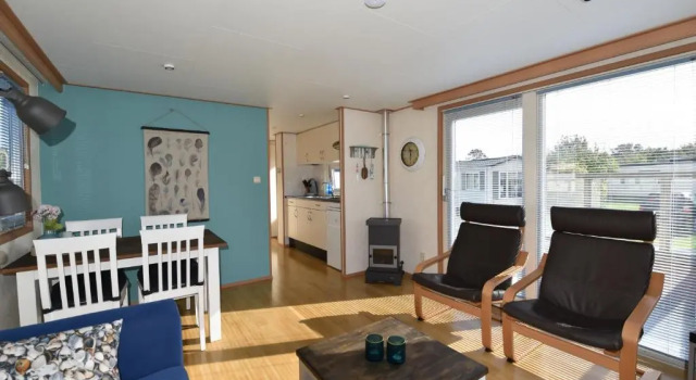 Chalet Oester 167, Buchen Sie Chalet Hotels in Westfriesische Inseln mit Pool, Schwimmbad