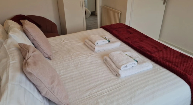 Lovely 2-bed Apartment in Cheltenham Spa, Забронировать Апартаменты/квартира Челтнем Котсуолд, рядом с Petersfield Park