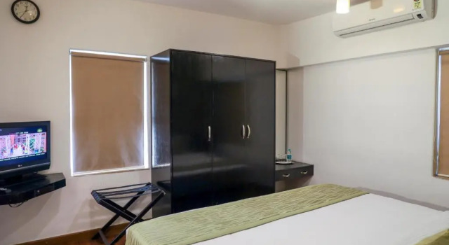 Люкс Deluxe Royal Orchid Golden Suites Pune