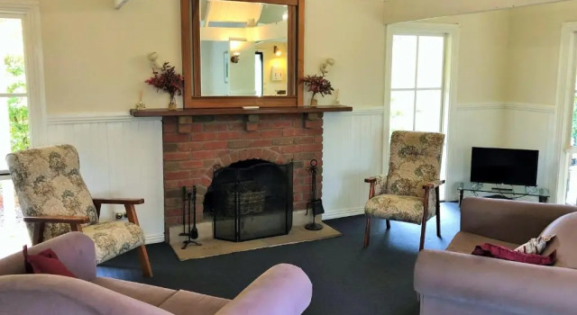 Коттедж с 3 комнатами Macedon Ranges Hotel & Spa