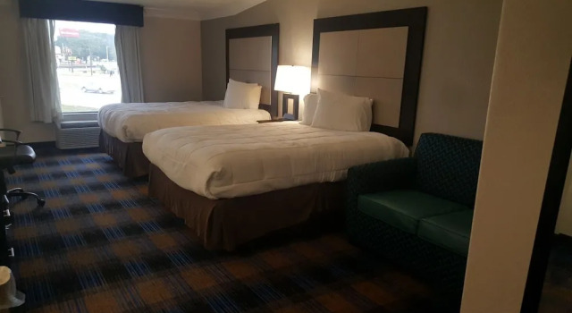 Standard Vierer Zimmer Regency inn and Suites