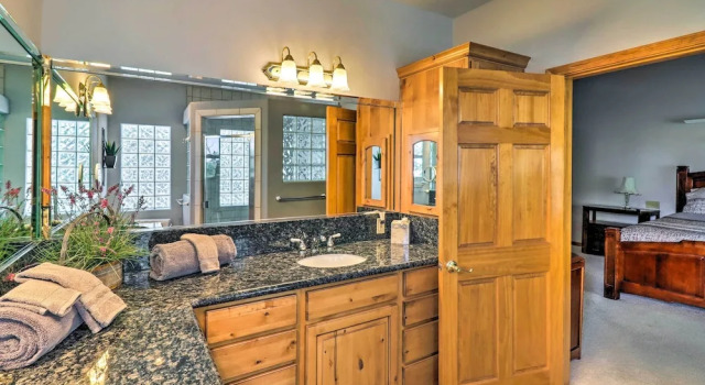 Patio & Forest View: Peaceful Show Low Home, Boek Vakantiehuis Show Low Arizona