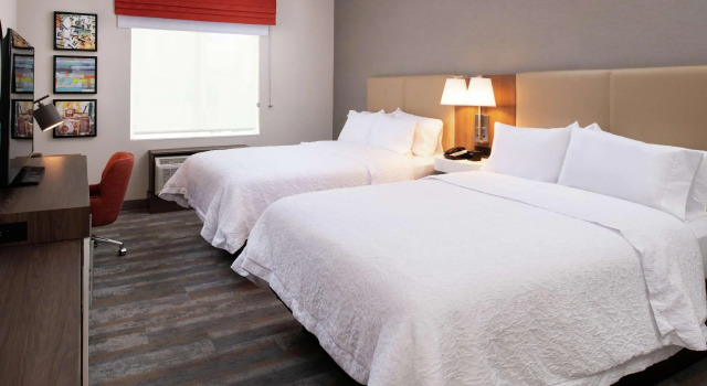 Четырёхместный номер Standard Hampton Inn & Suites Buena Park
