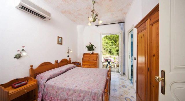 Hotel Giardino Delle Ninfe E La Fenice, Забронировать Отель Отели Искья по системе «всё включено», рядом с Пляж Картаромана, Всё включено