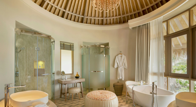 The Nautilus Maldives, Rezervați Stațiune Male 