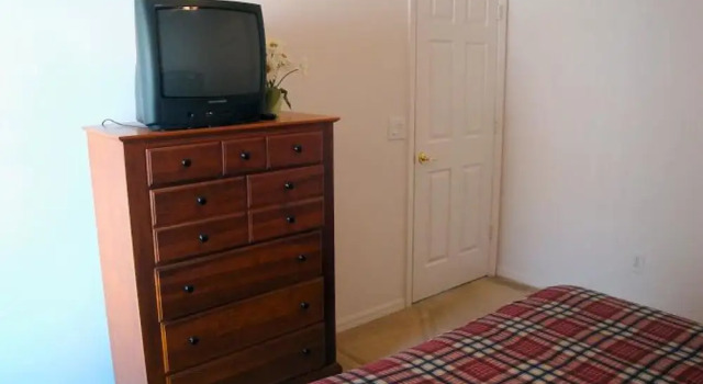 4BR 3BA Home in Indian Creek by CV-2635