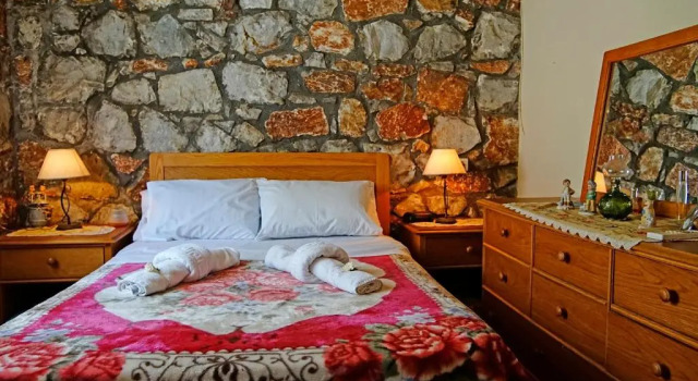 Mike Omalos Houses, Rezervasyon Otel Omalos 