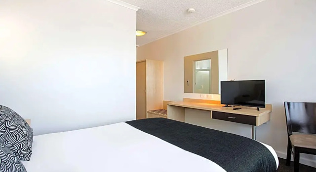 Трёхместный номер Standard The Capital Horsham