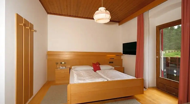 Трёхместный номер Standard с красивым видом из окна Hotel Brückele