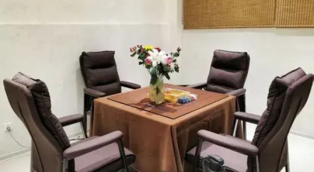 Haoran Roam| Lakeside Retreat · Leisure Luxe Holiday Inn, Buchen Sie Hotel Yinchuan 