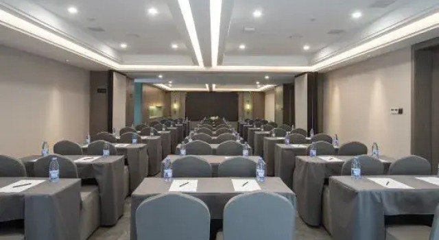 Mehood Lestie Hotel, Prenota Hotel Hotel a Shaanxi con parcheggio, Parcheggio