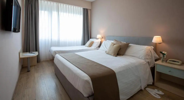 Трёхместный номер Comfort Hotel Palace del Conero