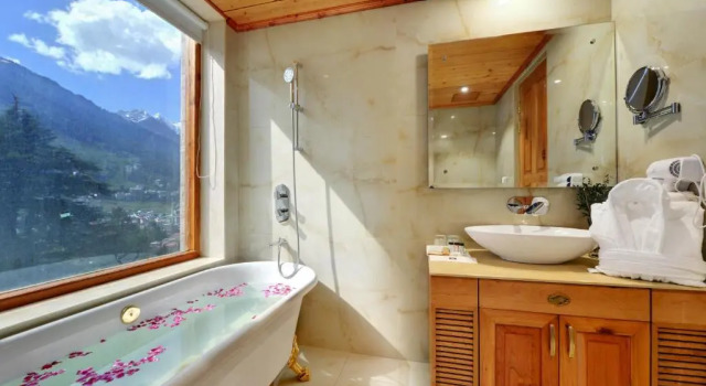 Номер Deluxe Tiaraa Hotels & Resorts - A Luxury Resort Manali