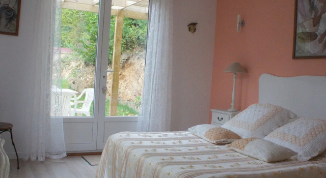 Holiday Home With Private Swimming Pool, Rezerwuj Hotel Les Salles-du-Gardon Langwedocja-Roussillon