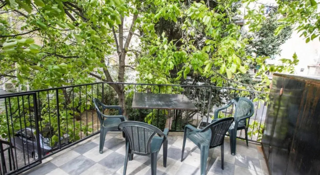 Апартаменты 2BR Mezzanine style apartment w Patio