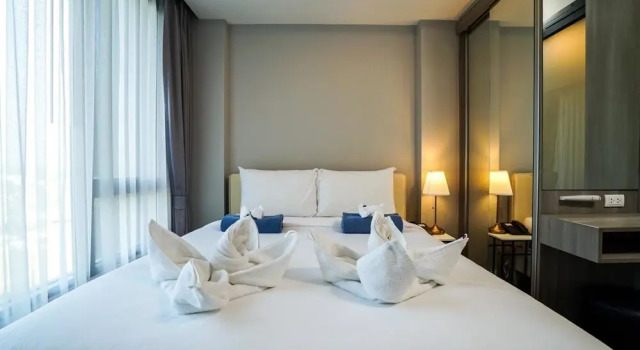 6Av 717 - Walk to Surin Beach Studio With Pool and gym, Забронировать Апартаменты/квартира Отели Южного Таиланда с парковкой, Парковка
