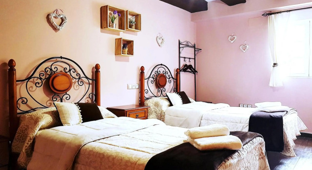 Apartamento Rural San Jorge Bajo, Rezervați Apartament Navaconcejo Valle del Jerte