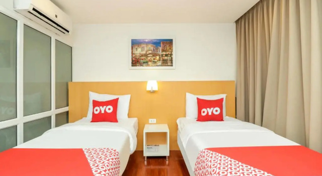 Двухместный номер Deluxe OYO 225 Premier Place Hotel