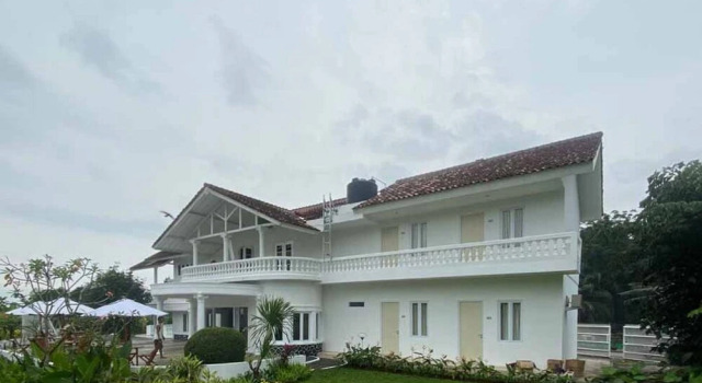 Villa di Sewakan by RedDoorz, Rezervovat Vila Vily v Megamendung, Vila