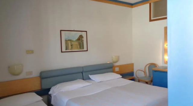 Трёхместный номер Standard Hotel Ambasciatori Palace