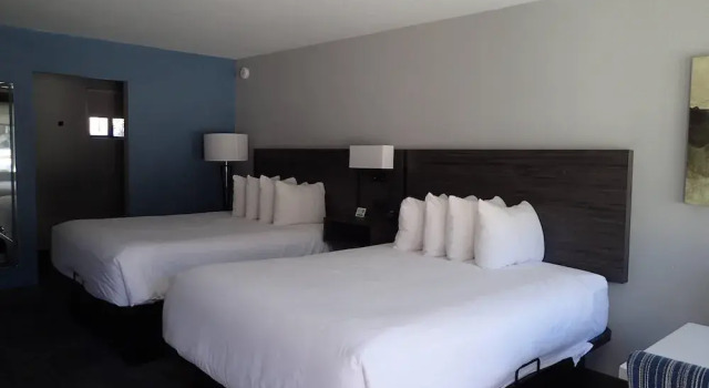 Четырёхместный номер Standard Ponderosa Lodge Ascend Collection