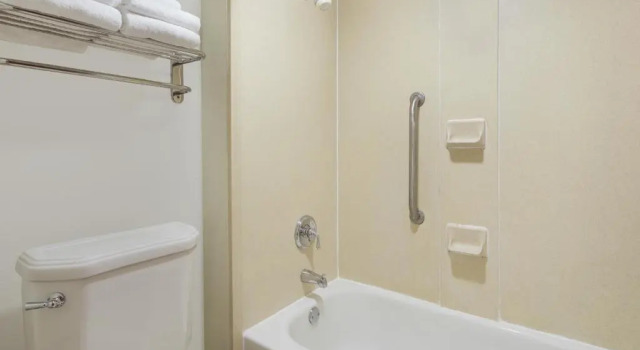 Номер Standard Baymont by Wyndham Orangeburg North
